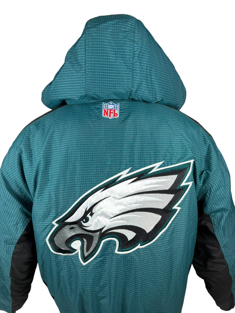 PHILADELPHIA EAGLES VINTAGE 1990'S PRO LINE AUTHENTIC LOGO ATHLETIC HOODED WINTER JACKET ADULT LARGE