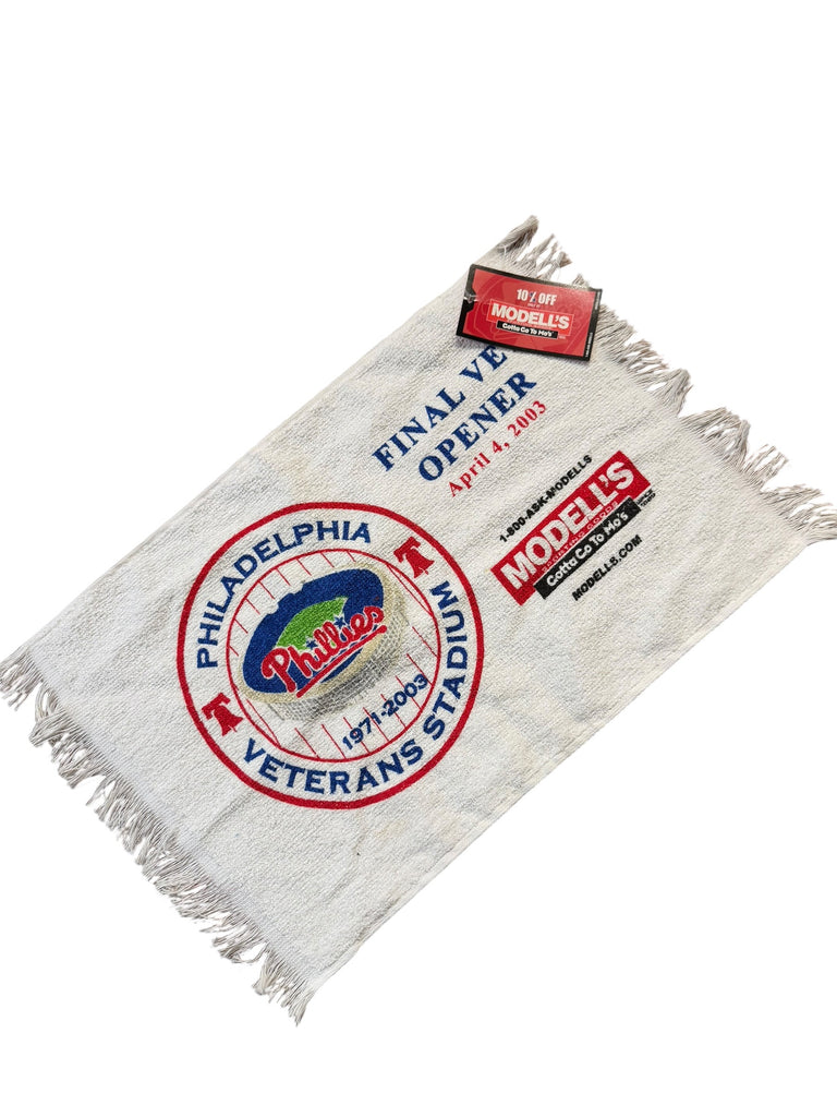 PHILADELPHIA PHILLIES  VETERANS STADIUM 2003 OPENING DAY COMMEMORATIVE  RALLY TOWEL
