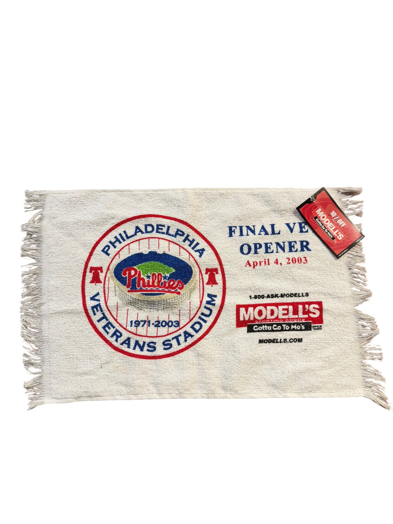 PHILADELPHIA PHILLIES  VETERANS STADIUM 2003 OPENING DAY COMMEMORATIVE  RALLY TOWEL