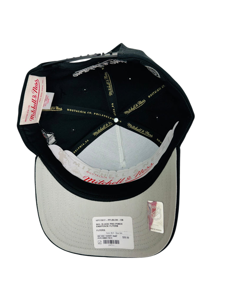 PHILADELPHIA FLYERS RETRO SCRIPT 25TH ANNIVERSARY MITCHELL & NESS SNAPBACK ADULT HAT