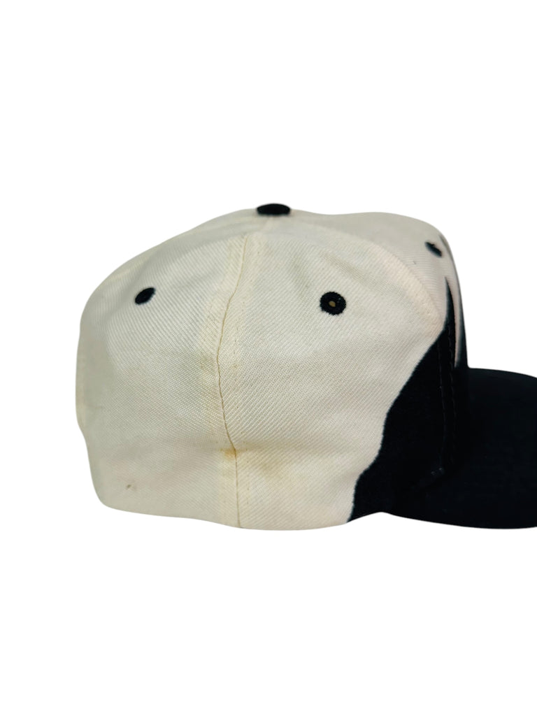 ARMY BLACK KNIGHTS VINTAGE 1990'S SHARK TOOTH LOGO ATHLETIC SNAPBACK ADULT HAT