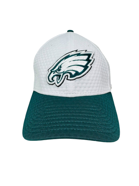 PHILADELPHIA EAGLES TEAM ISSUED  NEW ERA FLEX-FIT ADULT HAT M / L
