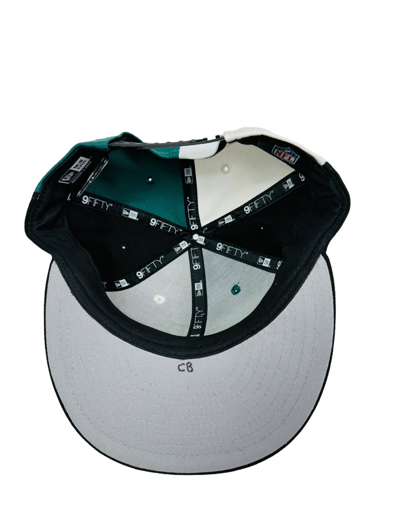 PHILADELPHIA EAGLES TEAM ISSUED  NEW ERA SNAPBACK ADULT HAT