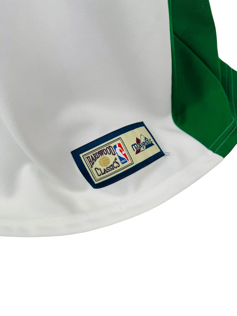 BOSTON CELTICS RETRO 2000'S HARDWOOD CLASSICS MAJESTIC WARM-UP SNAP-UP JACKET ADULT XL