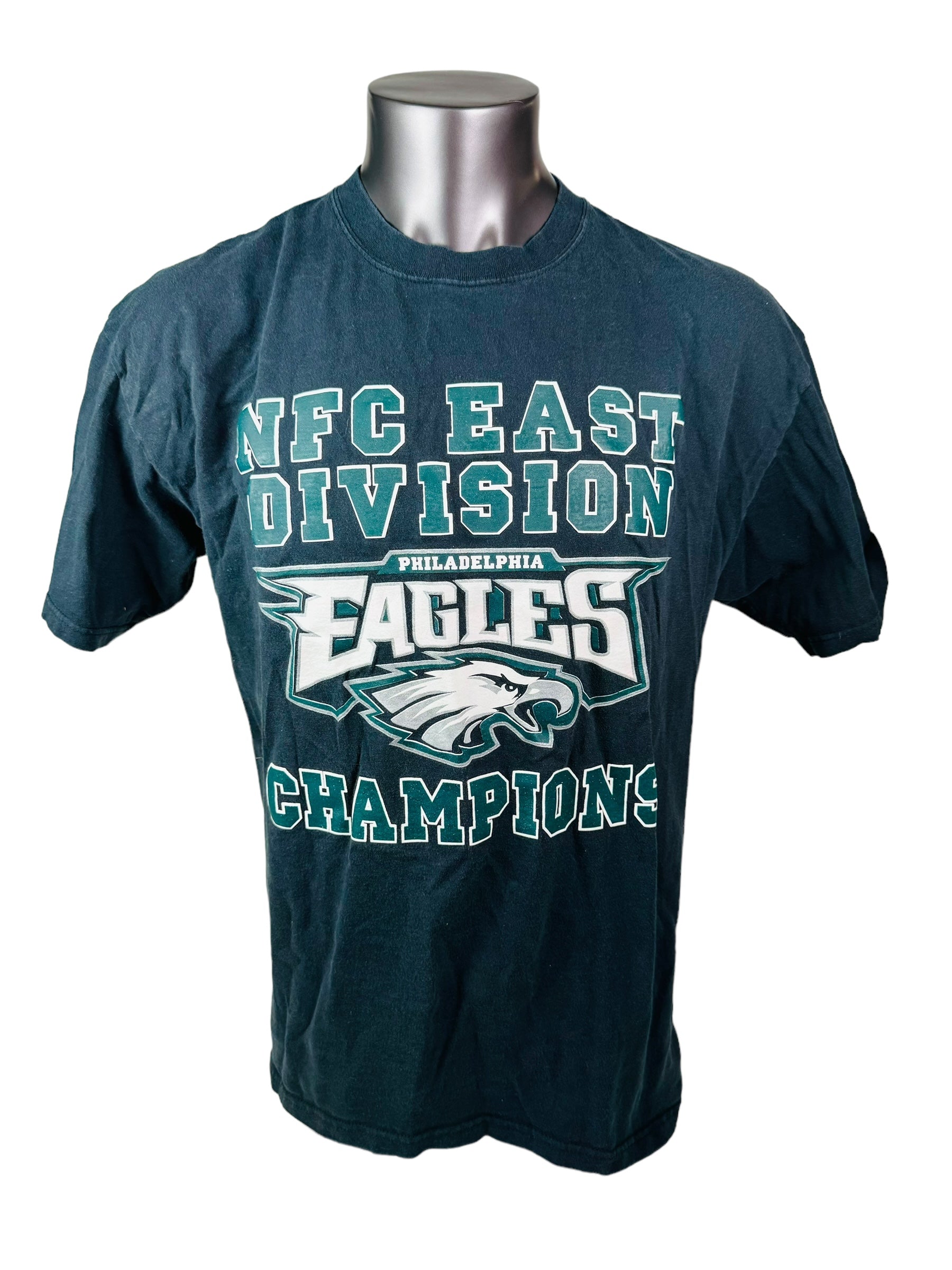 PHILADELPHIA EAGLES VINTAGE 2000'S NFC EAST CHAMPIONS T-SHIRT