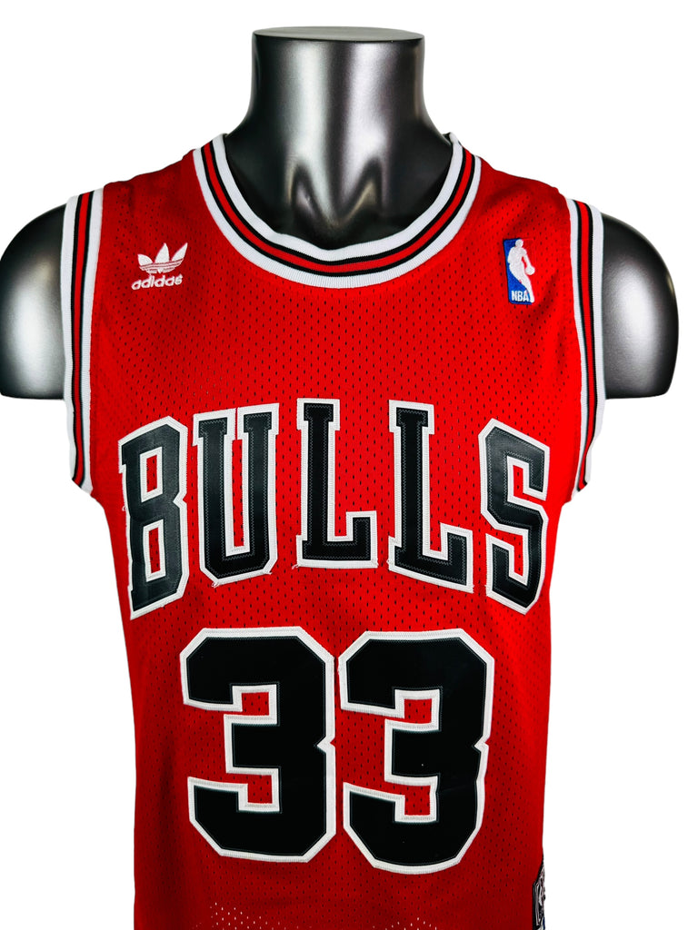 SCOTTIE PIPPEN CHICAGO BULLS RETRO 2000'S HARDWOOD CLASSICS ADIDAS JERSEY ADULT SMALL