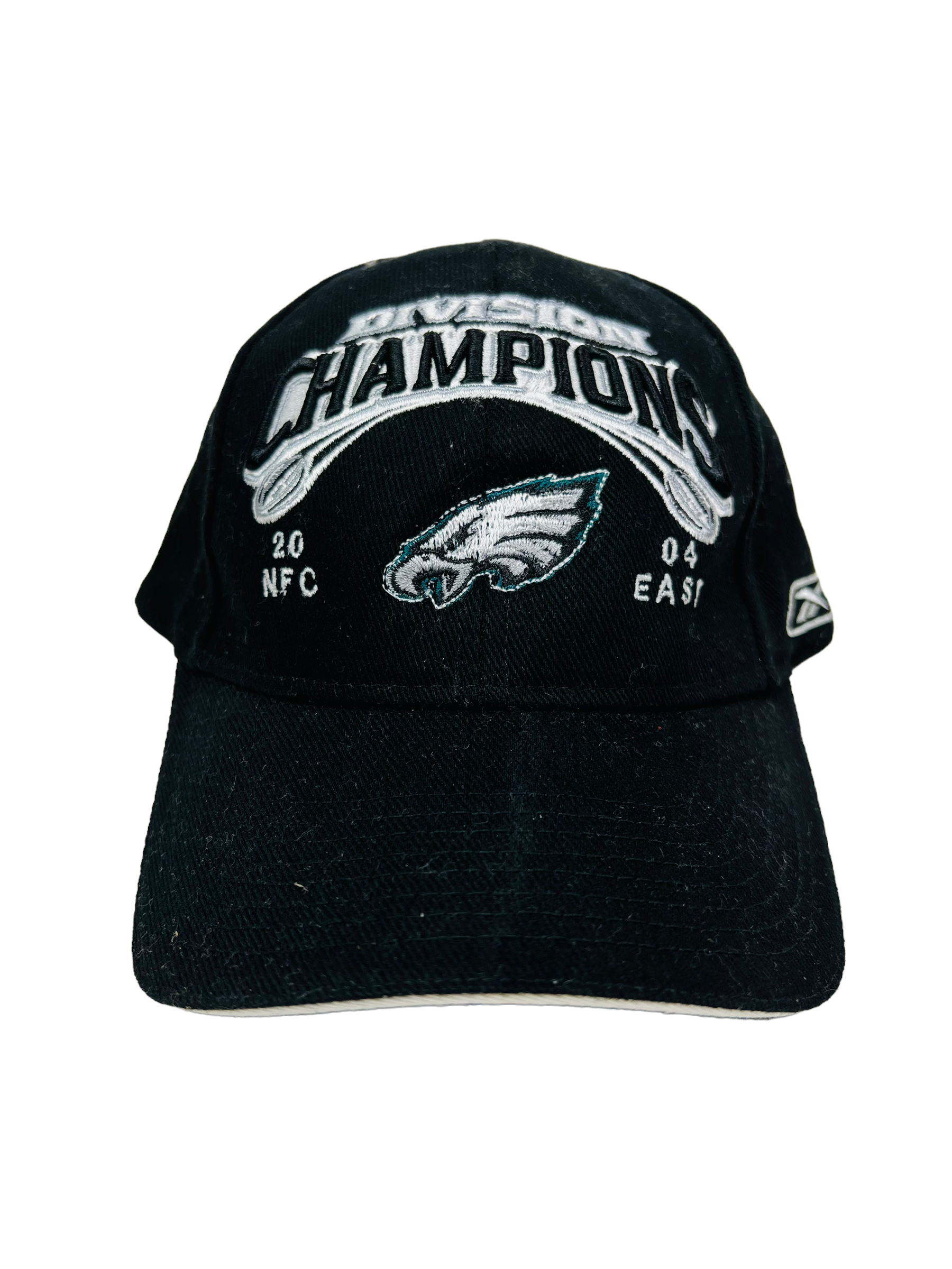 PHILADELPHIA EAGLES VINTAGE 2004 NFC EAST CHAMPIONS REEBOK STRAPBACK ADULT HAT