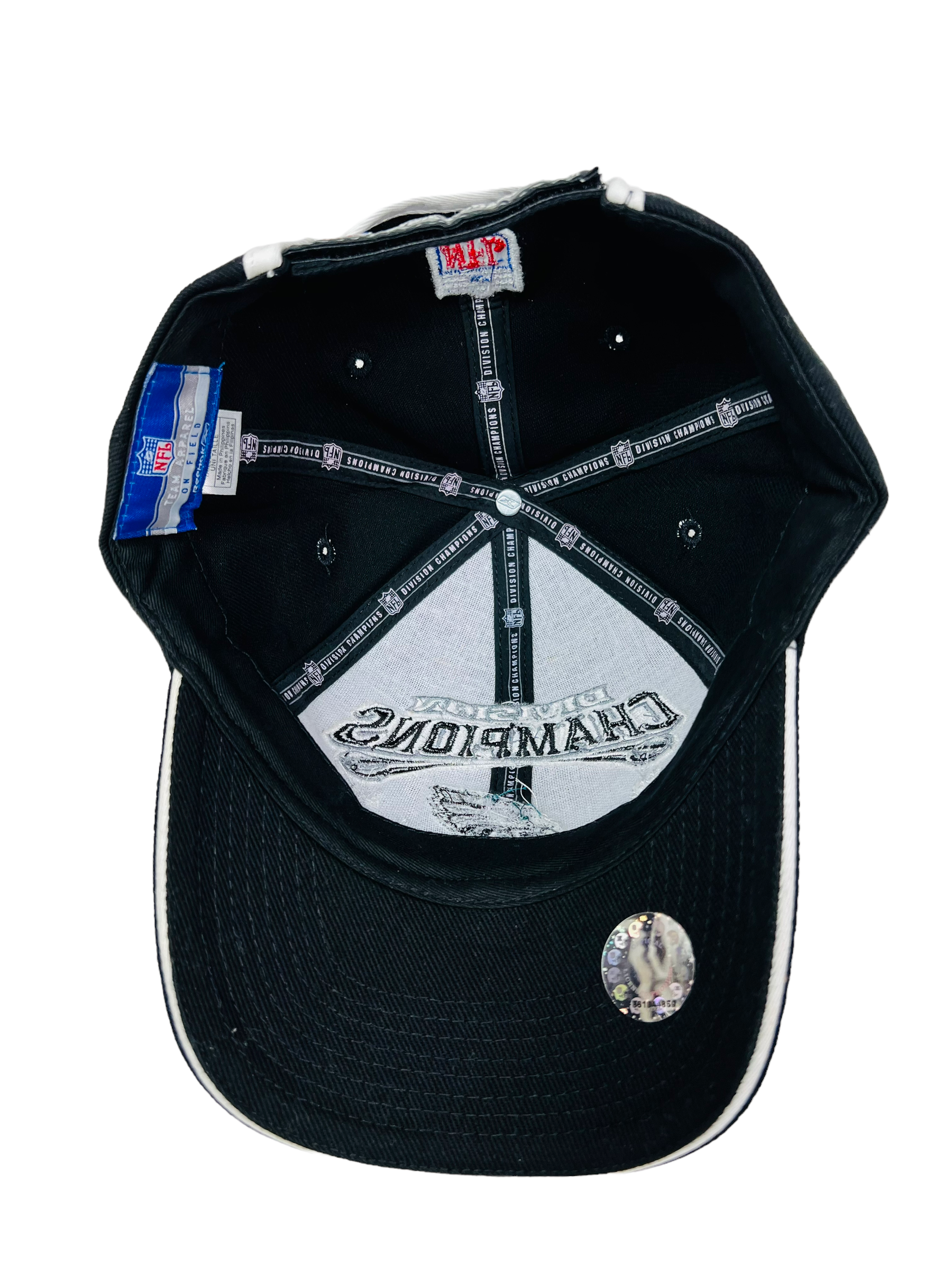 PHILADELPHIA EAGLES VINTAGE 2004 NFC EAST CHAMPIONS REEBOK STRAPBACK ADULT HAT
