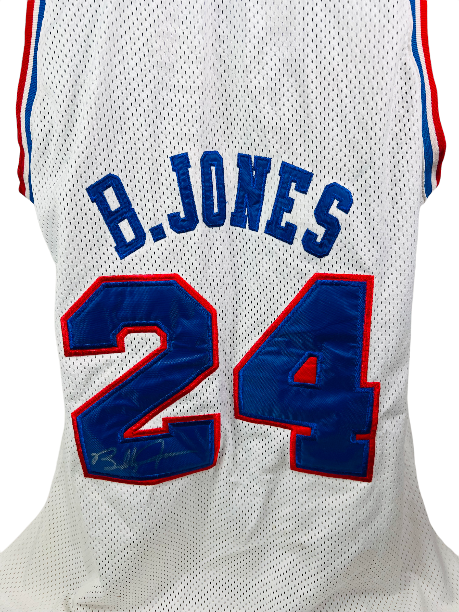 Signed Bobby (Philadelphia 76ers) Jones Jersey - 83 Cha